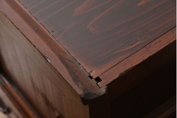 アンティーク家具　古民具・骨董 作りの良い三杯引き出し収納棚(時代箪笥、ローボード、置き床)