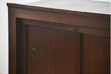 アンティーク家具　古民具・骨董 作りの良い三杯引き出し収納棚(時代箪笥、ローボード、置き床)