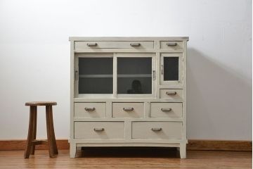 アンティーク家具　アンティークペイント　脚付き収納棚(戸棚、キャビネット、食器棚)