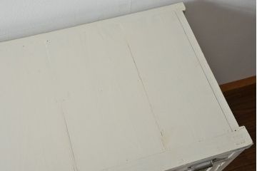 アンティーク家具　アンティークペイント　脚付き収納棚(戸棚、キャビネット、食器棚)