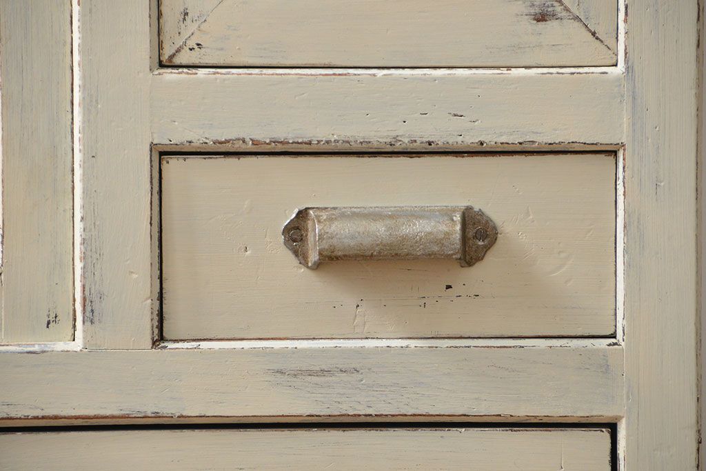 アンティーク家具　アンティークペイント　脚付き収納棚(戸棚、キャビネット、食器棚)