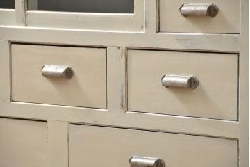 アンティーク家具　アンティークペイント　脚付き収納棚(戸棚、キャビネット、食器棚)