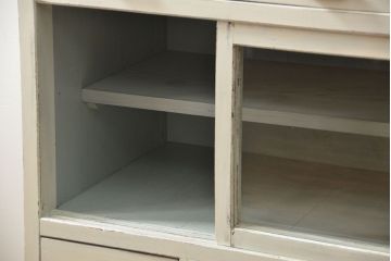 アンティーク家具　アンティークペイント　脚付き収納棚(戸棚、キャビネット、食器棚)