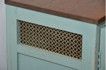 アンティーク家具　アンティークペイント　かわいい脚付きキッチンキャビネット(1)(食器棚、収納棚)