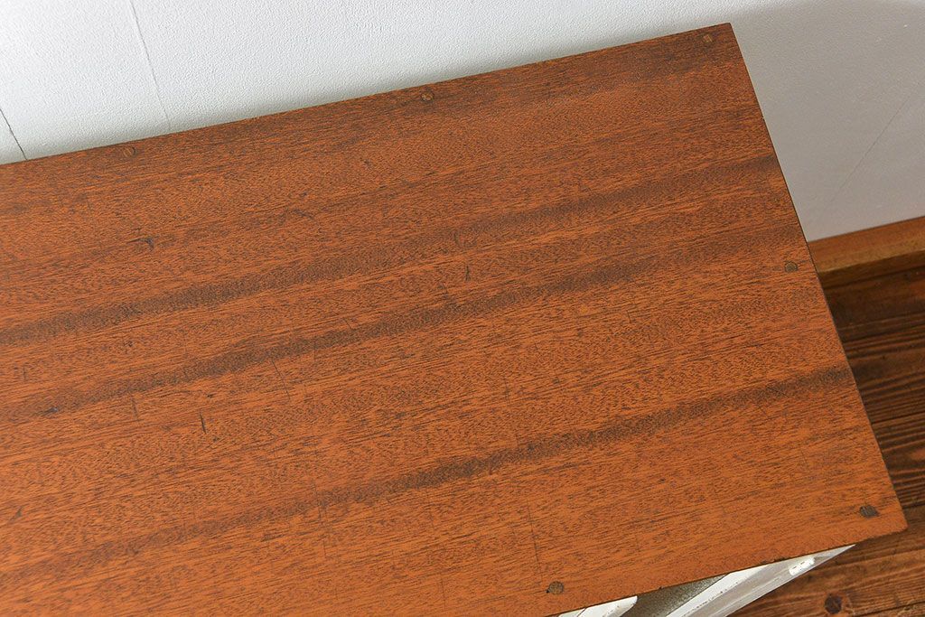 アンティーク家具　アンティークペイント　かわいい脚付きキッチンキャビネット(2)(食器棚、収納棚)