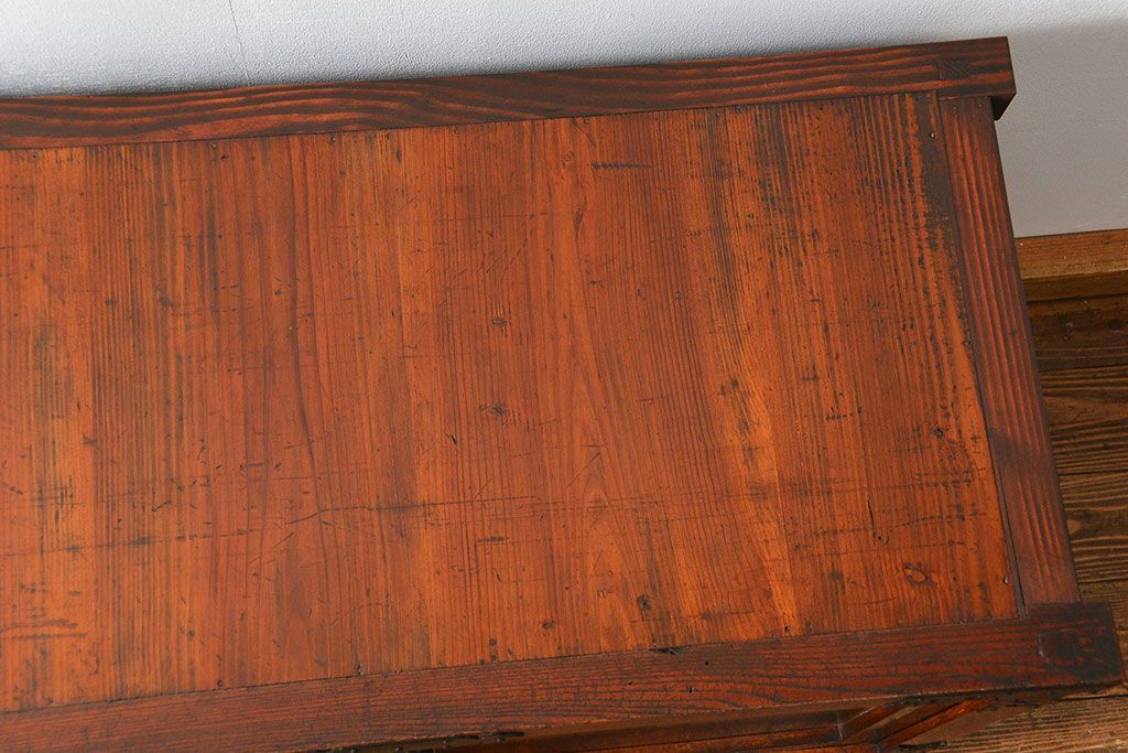 アンティーク家具　古民具・骨董 分厚い金具の重厚な三国帳場箪笥(時代箪笥、ローボード、TVボード、テレビボード)