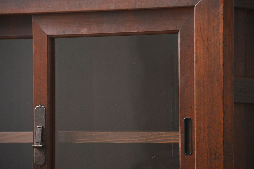 アンティーク家具　古民具・骨董 シンプルな三尺関西収納棚(水屋箪笥、ガラスケース、食器棚)