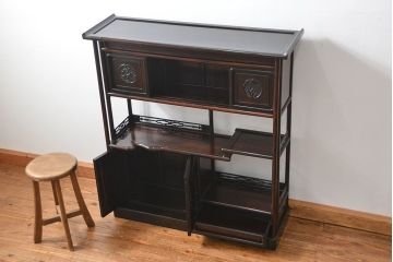 アンティーク家具　古民具・骨董 黒檀材の重厚な飾り棚(欠損有り)(茶棚、時代箪笥)　