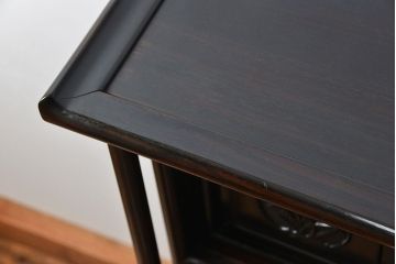 アンティーク家具　古民具・骨董 黒檀材の重厚な飾り棚(欠損有り)(茶棚、時代箪笥)　