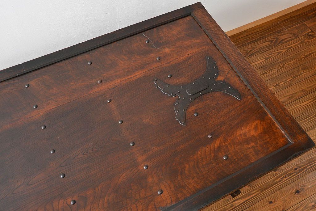 アンティーク家具　古民具・骨董　アンティーク蔵戸ダイニングテーブル