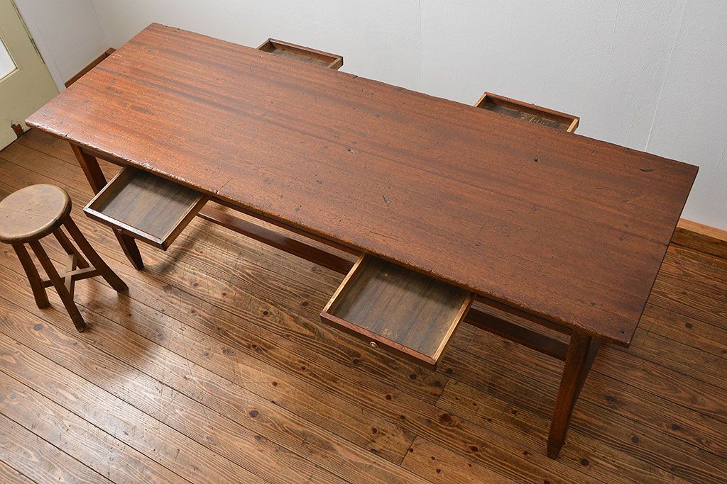 アンティーク家具　アンティーク 両面引き出しの横長テーブル(机、作業台)
