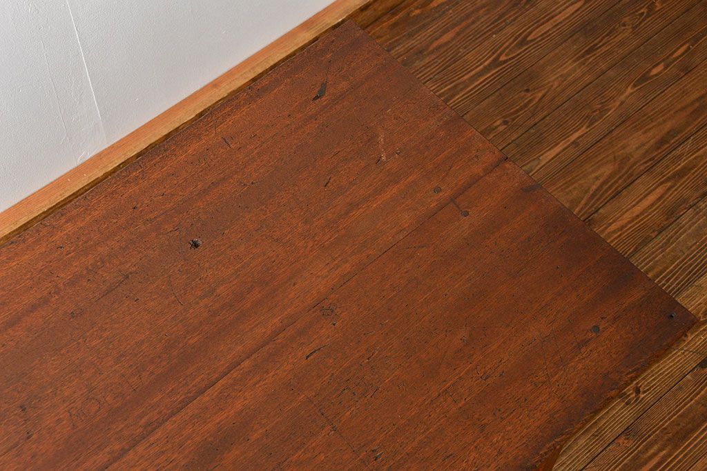 アンティーク家具　アンティーク 両面引き出しの横長テーブル(机、作業台)