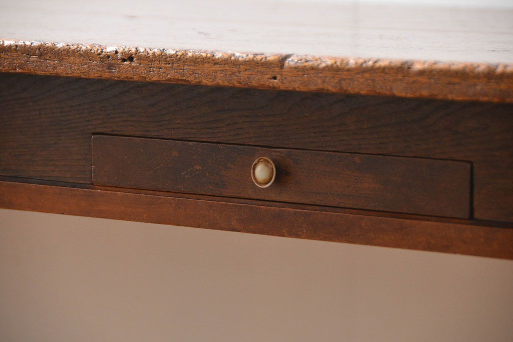 アンティーク家具　アンティーク 両面引き出しの横長テーブル(机、作業台)