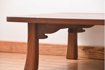 アンティーク家具　古民具・骨董 高級杉材 上品な浮造り仕上げの座卓(和風テーブル、机)　