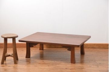 アンティーク家具　古民具・骨董 高級杉材 上品な浮造り仕上げの座卓(和風テーブル、机)　