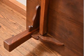 アンティーク家具　古民具・骨董 高級杉材 上品な浮造り仕上げの座卓(和風テーブル、机)　