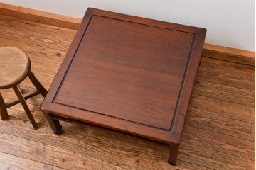 アンティーク家具　古民具・骨董 小振りな唐木座卓(テーブル、机)　