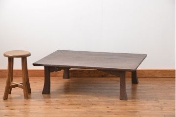 アンティーク家具　古民具・骨董 高級杉材 杢目の素晴らしい浮造り仕上げ座卓(テーブル・机)