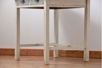 アンティーク家具　アンティークペイント かわいい2杯引き出し平机(1)(テーブル、デスク、在宅ワーク、在宅用)