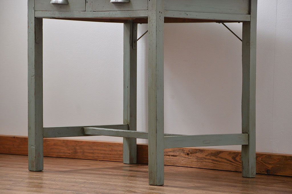 レトロ家具　アンティークペイント　古い木のレトロな平机(デスク)