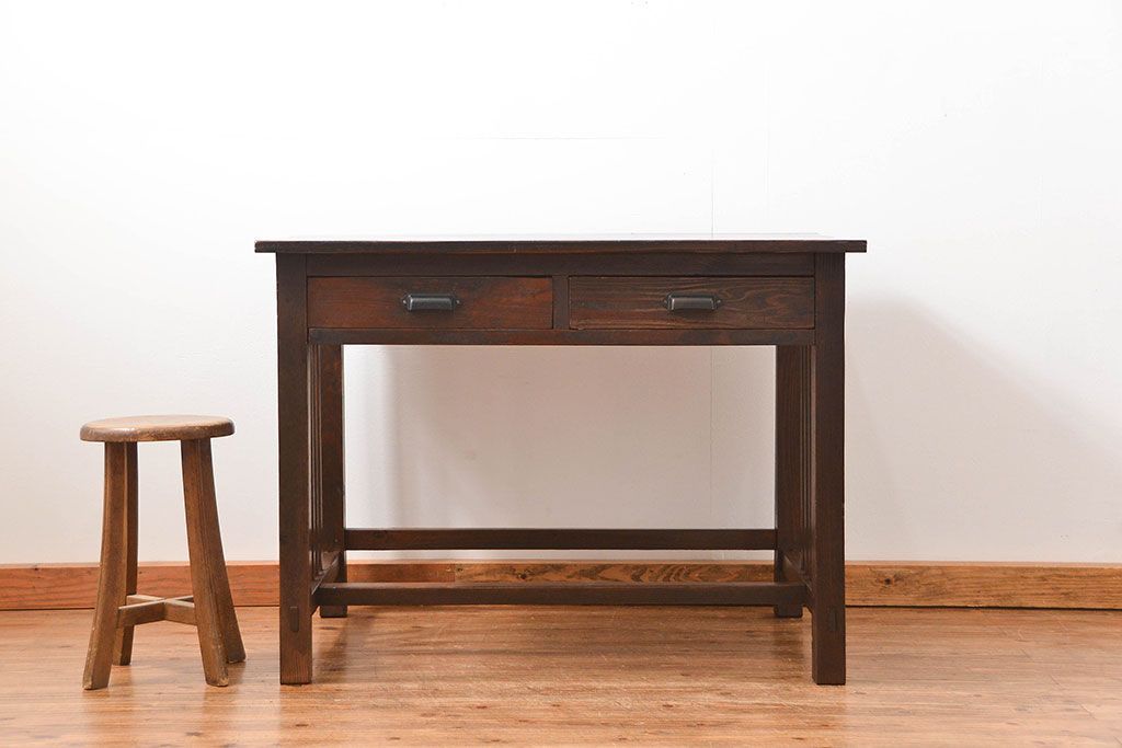 アンティーク家具　アンティーク 古い木の使い込まれた平机(テーブル、デスク、在宅ワーク、在宅用)　