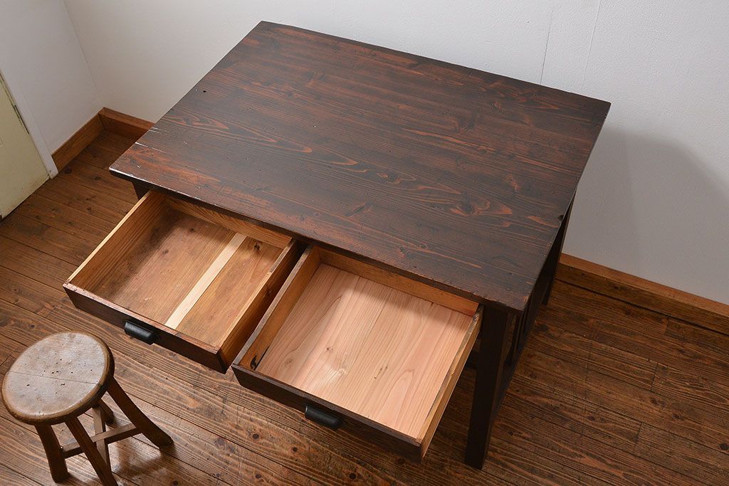 アンティーク家具　アンティーク 古い木の使い込まれた平机(テーブル、デスク、在宅ワーク、在宅用)　