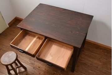 アンティーク家具　アンティーク 古い木の使い込まれた平机(テーブル、デスク、在宅ワーク、在宅用)　
