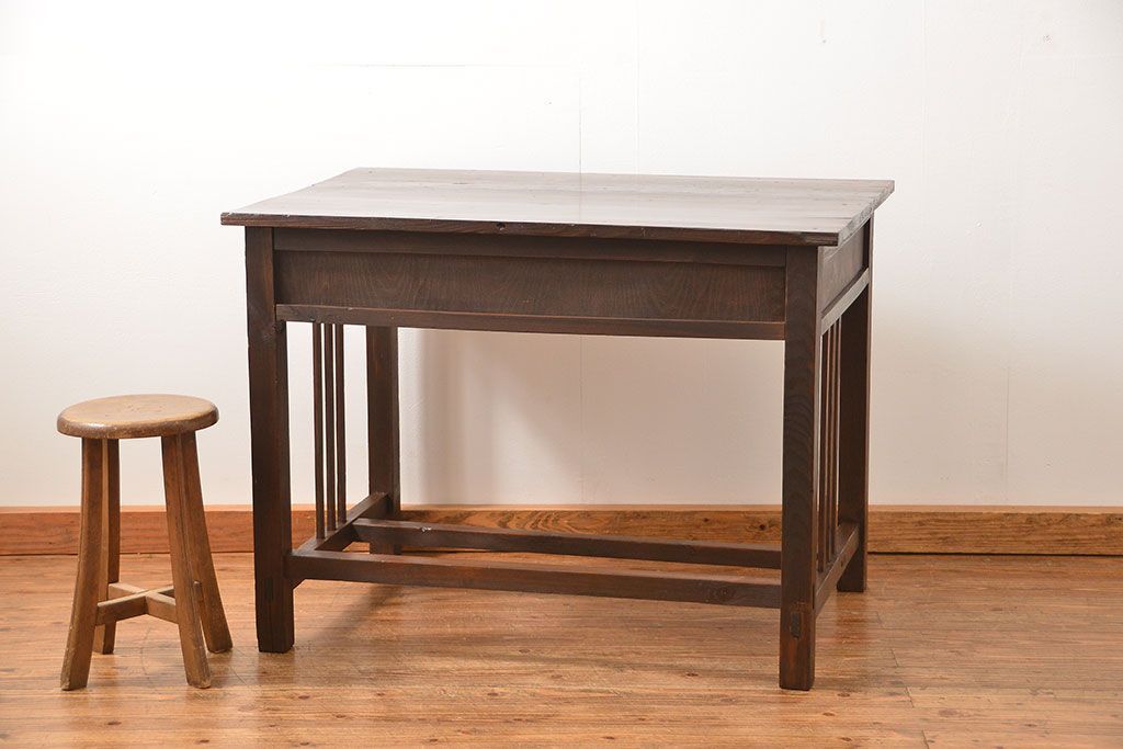 アンティーク家具　アンティーク 古い木の使い込まれた平机(テーブル、デスク、在宅ワーク、在宅用)　