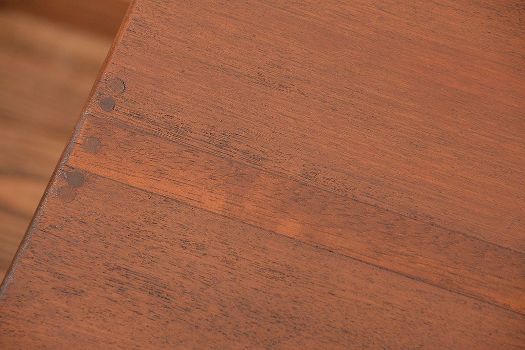 レトロ家具　アンティーク レトロなデザインの古い平机(テーブル、デスク、在宅ワーク、在宅用)　