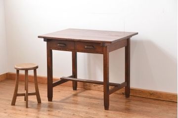 レトロ家具　アンティーク 古い栓材のレトロな平机(テーブル・デスク)