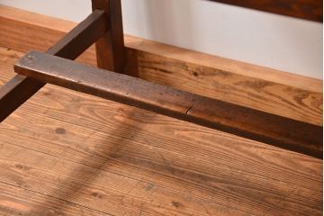 レトロ家具　アンティーク 古い栓材のレトロな平机(テーブル・デスク)