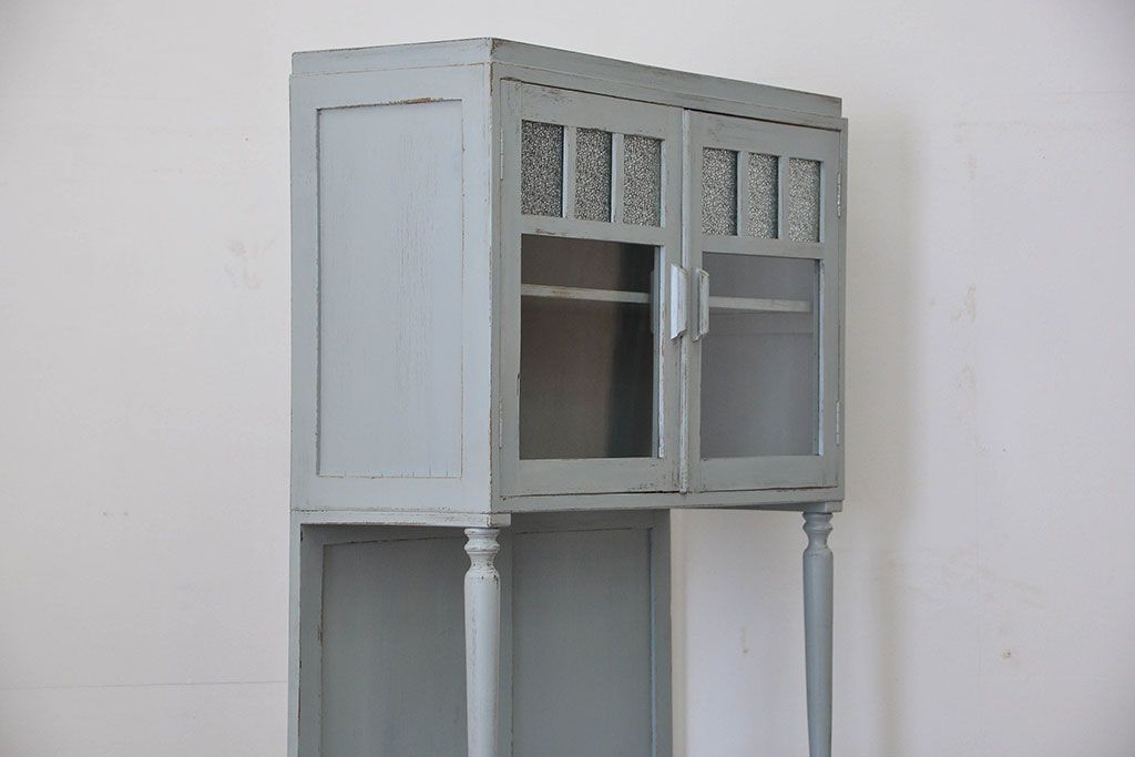 アンティーク家具　アンティークペイント　かわいいカップボード(食器棚、収納棚)