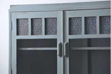 アンティーク家具　アンティークペイント　かわいいカップボード(食器棚、収納棚)