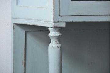 アンティーク家具　アンティークペイント　かわいいカップボード(食器棚、収納棚)