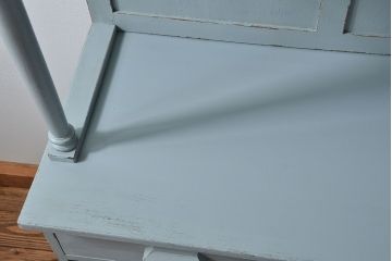 アンティーク家具　アンティークペイント　かわいいカップボード(食器棚、収納棚)