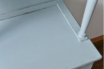 アンティーク家具　アンティークペイント　かわいいカップボード(食器棚、収納棚)