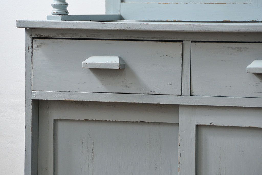 アンティーク家具　アンティークペイント　かわいいカップボード(食器棚、収納棚)