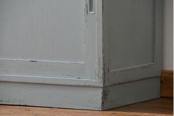 アンティーク家具　アンティークペイント　かわいいカップボード(食器棚、収納棚)