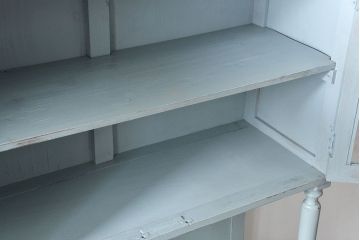 アンティーク家具　アンティークペイント　かわいいカップボード(食器棚、収納棚)