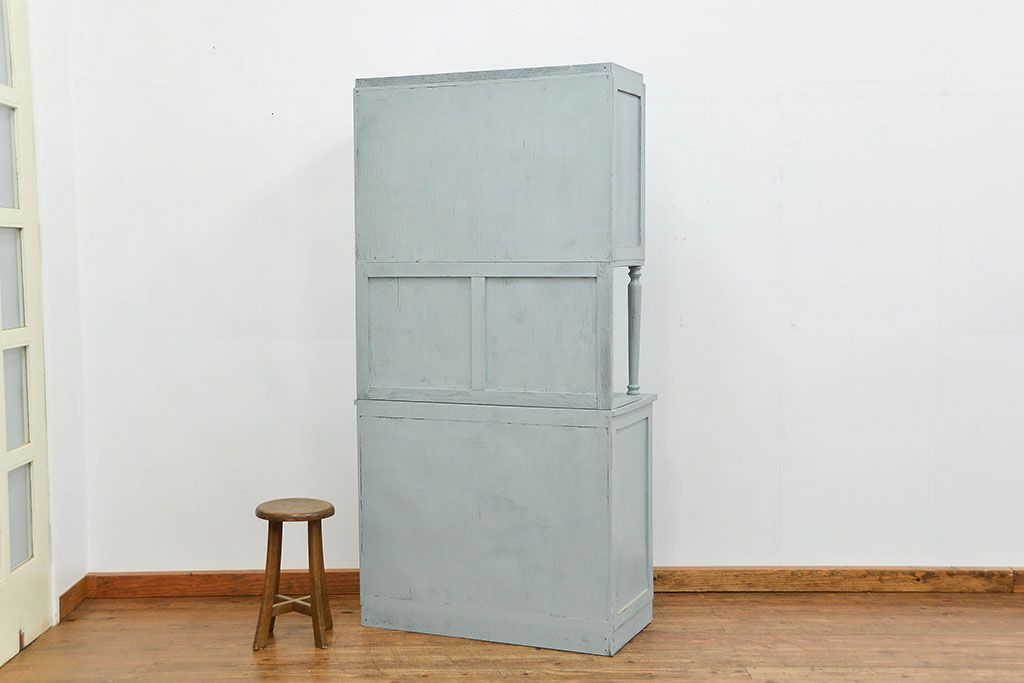 アンティーク家具　アンティークペイント　かわいいカップボード(食器棚、収納棚)