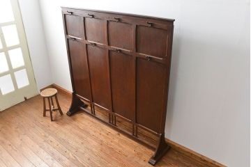 アンティーク レトロなデザインのフック付き衝立(パーテーション、帽子掛け、コートハンガー)　