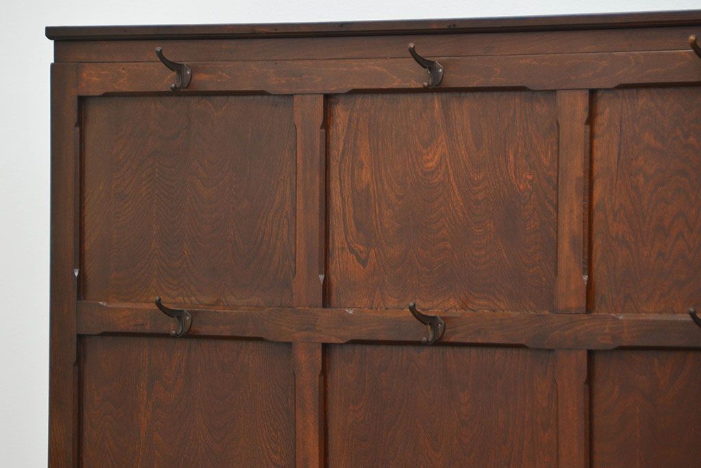 アンティーク レトロなデザインのフック付き衝立(パーテーション、帽子掛け、コートハンガー)　