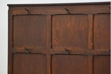 アンティーク レトロなデザインのフック付き衝立(パーテーション、帽子掛け、コートハンガー)　