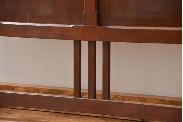 アンティーク レトロなデザインのフック付き衝立(パーテーション、帽子掛け、コートハンガー)　