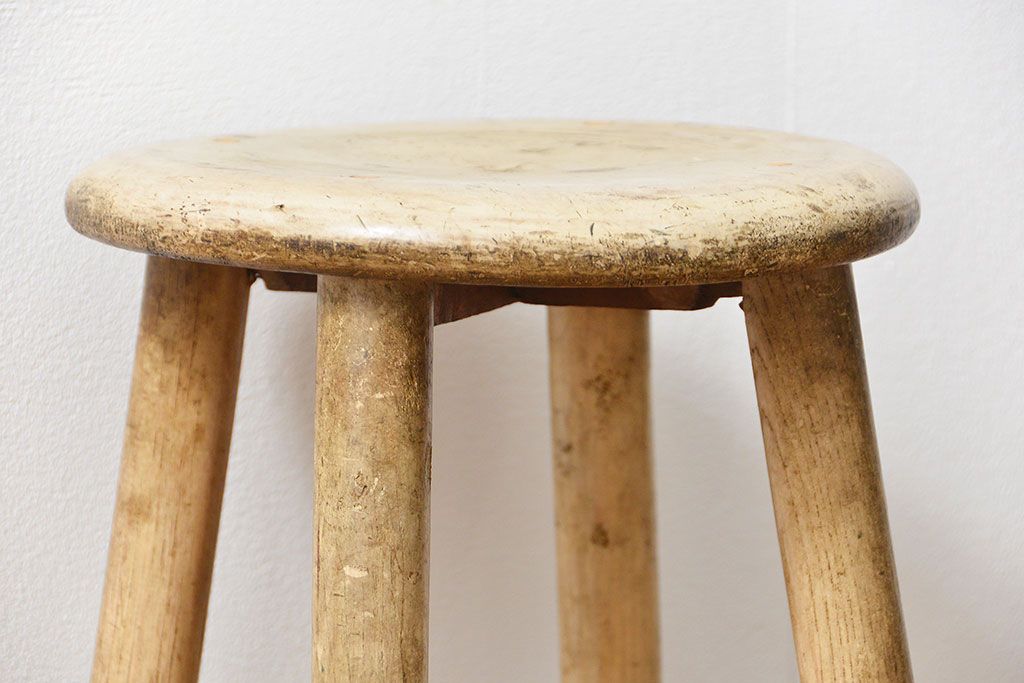 アンティーク家具　アンティーク 使い込まれたペイントスツール(1)(丸椅子、イス)