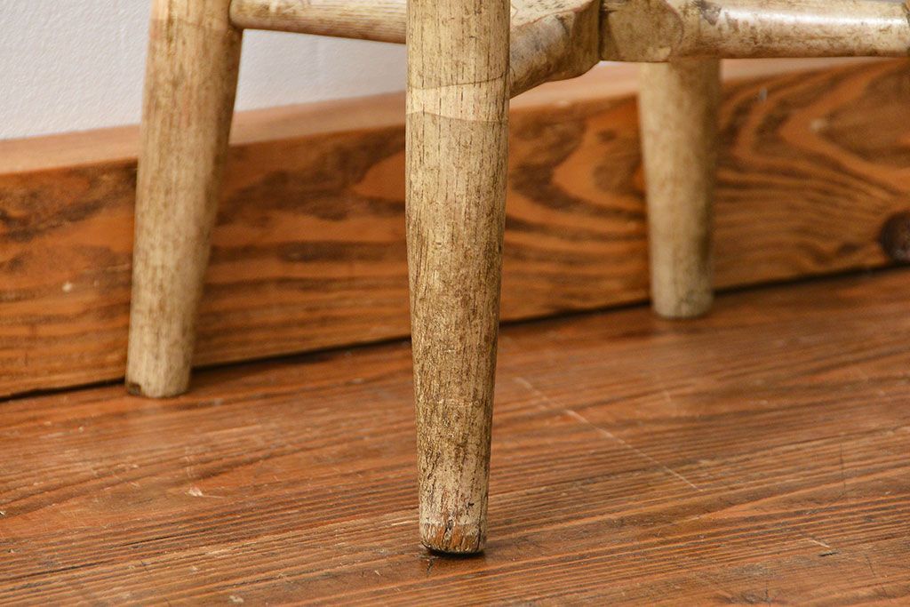 アンティーク家具　アンティーク 使い込まれたペイントスツール(1)(丸椅子、イス)