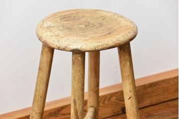 アンティーク家具　アンティーク 使い込まれたペイントスツール(2)(丸椅子、イス)