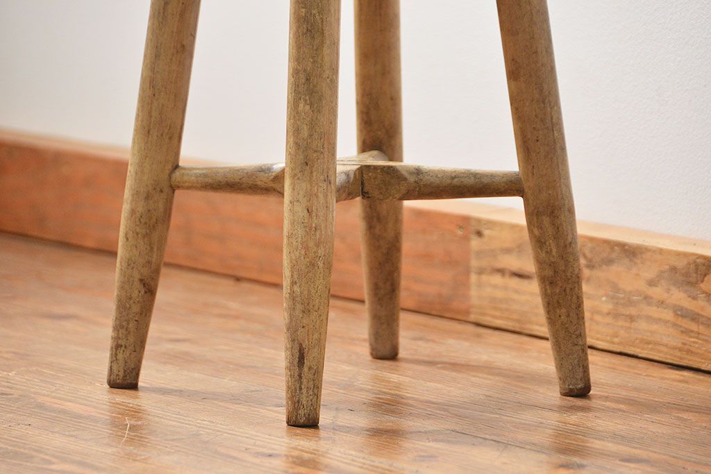 アンティーク家具　アンティーク 使い込まれたペイントスツール(2)(丸椅子、イス)