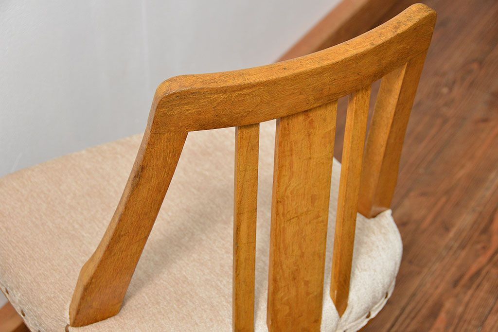 レトロ家具　昭和レトロ 古いナラ材のかわいい回転イス(椅子、イス)