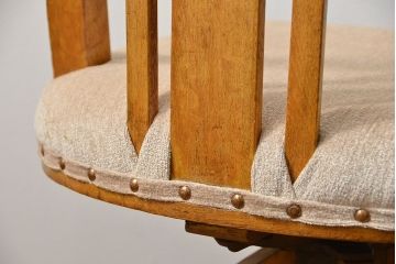 レトロ家具　昭和レトロ 古いナラ材のかわいい回転イス(椅子、イス)